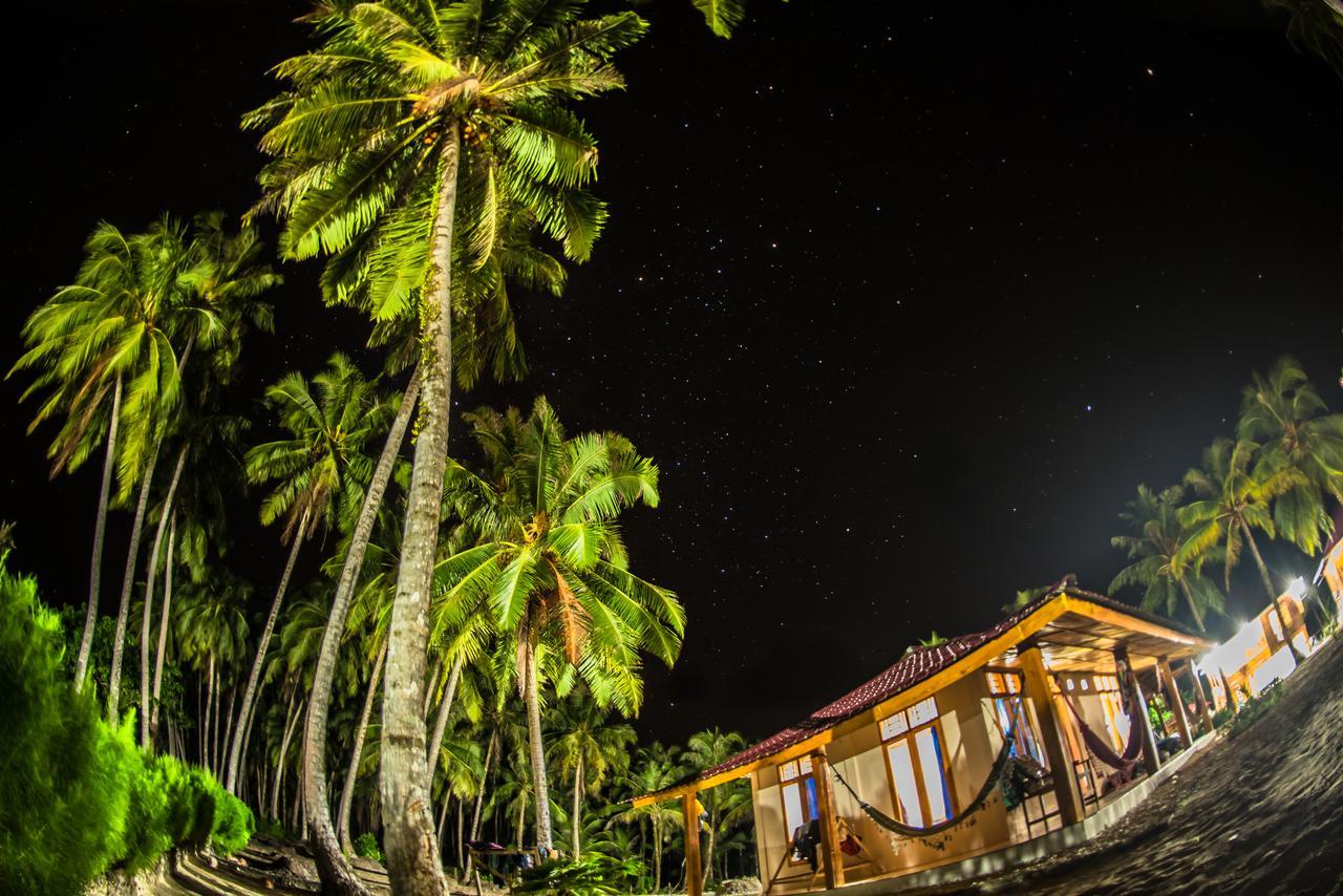 Puri Asu Resort Palau Asu Exterior photo